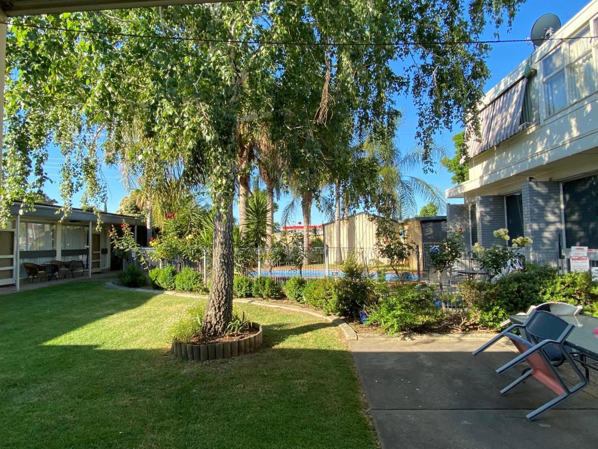Warrina Motor Inn Wodonga Cbd Exteriör bild