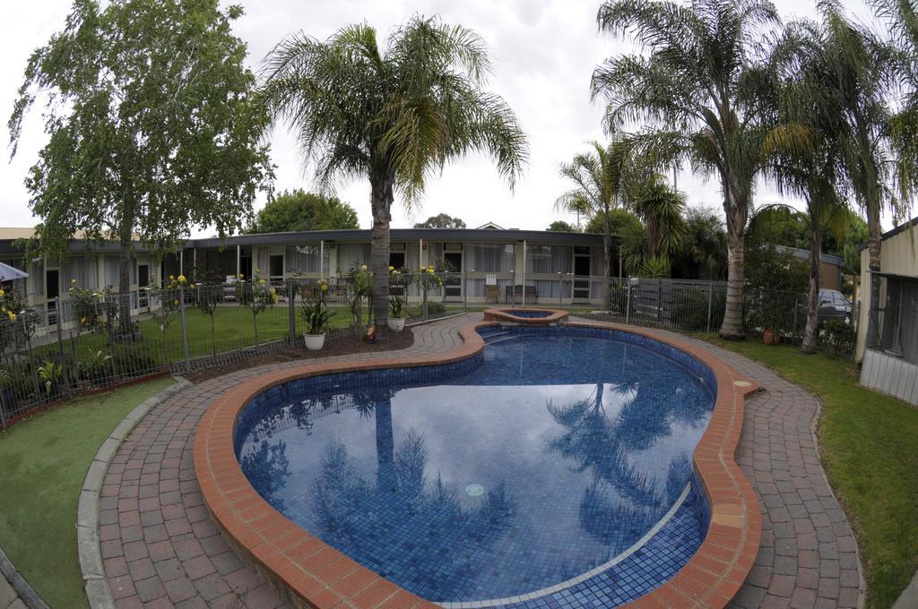 Warrina Motor Inn Wodonga Cbd Exteriör bild